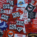 100x Zufällige Sticker + FCK NZS/ AFD Chip - 161 Stickerbombe - Antifa Aufkleber – Bild 6